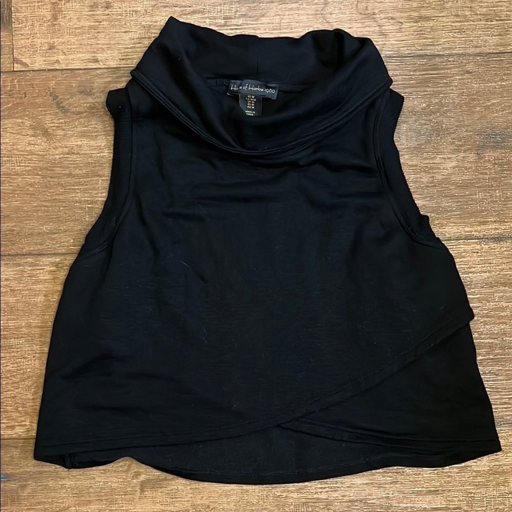 House of Harlow women’s cowel neck crop sleeve less sweatshirt
